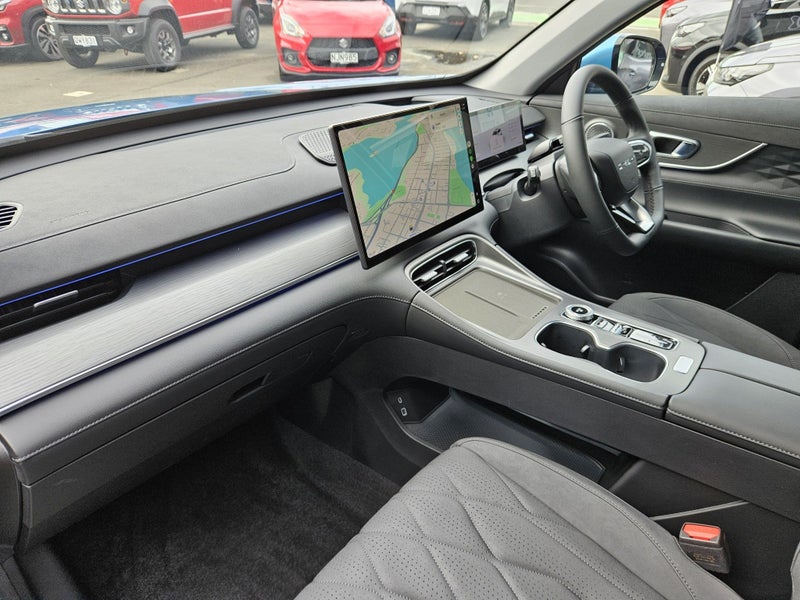 2025 Chery Tiggo 8 ULTIMATE PHEV/HD CSH image 3