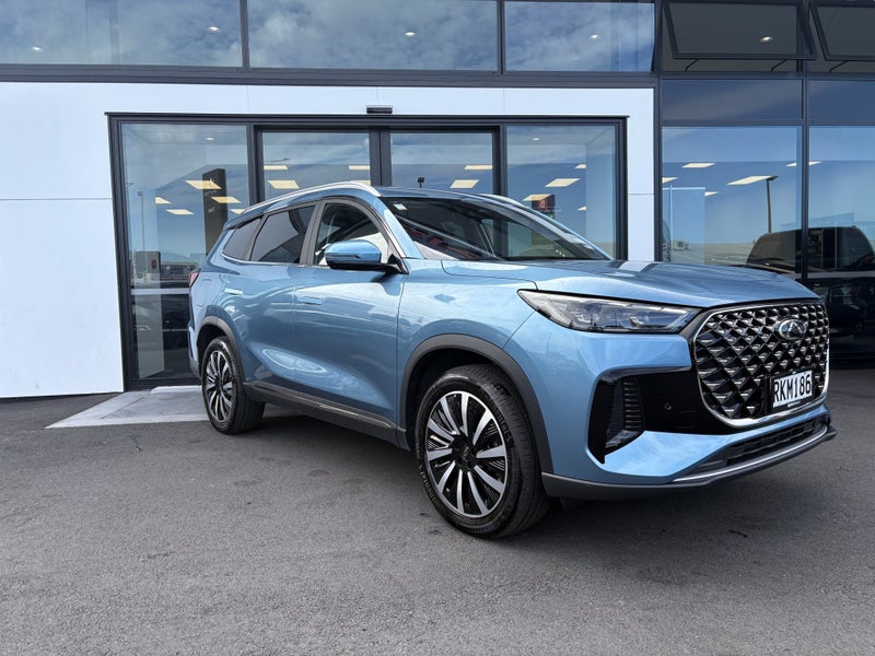 2025 Chery Tiggo 8 ULTIMATE PHEV/HD CSH image 2