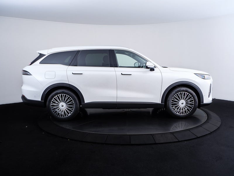 2025 Chery Tiggo 9 1.5T CSH ULT AWD image 4