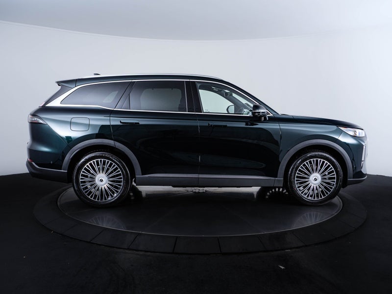 2025 Chery Tiggo 9 1.5T CSH ULT AWD image 2