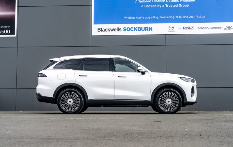 2025 Chery Tiggo 9 Ult Phev/Awd/7Hd Csh image 2