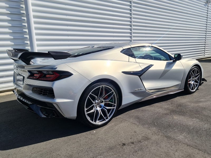 2025 Chevrolet Corvette Stingray Z06 Coupe image 4