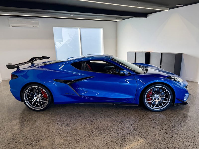 2025 Chevrolet Corvette Z06 image 2