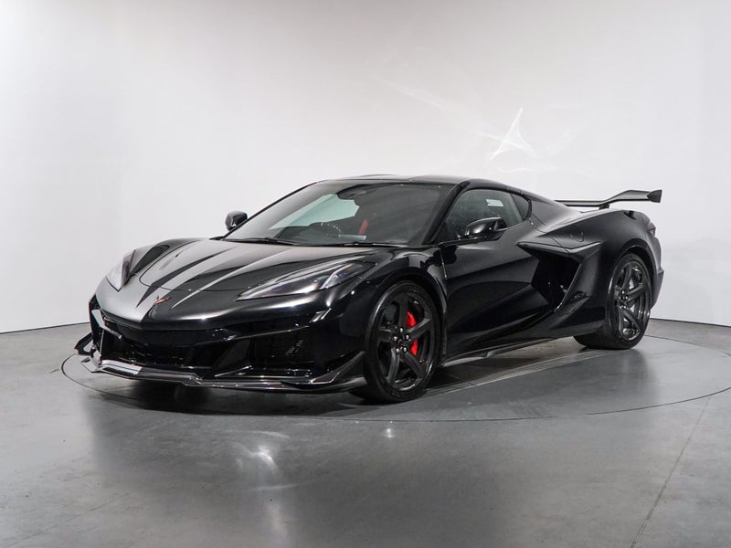 2025 Chevrolet Corvette Z06 Coupe 5.5L V8 Auto image 3