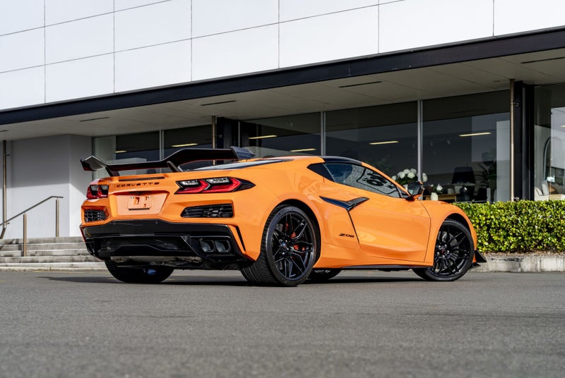 2025 Chevrolet Corvette Z06 Stingray Coupe 5.5L V8 image 5