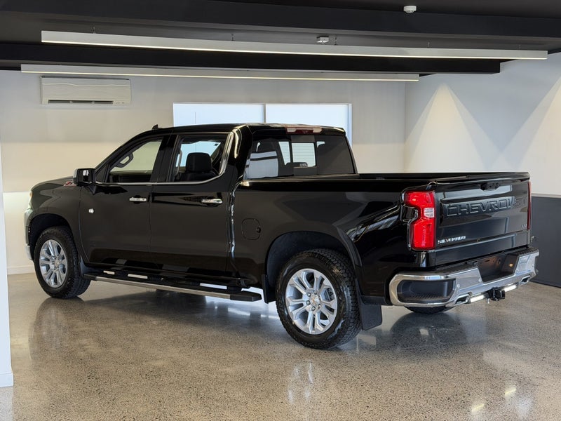 2025 Chevrolet Silverado 1500 Ltz Prem Tech Pack image 3
