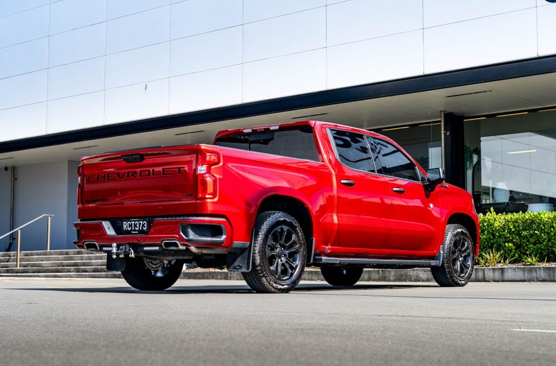 2025 Chevrolet Silverado 1500 LTZ Prem Tech Pack image 4