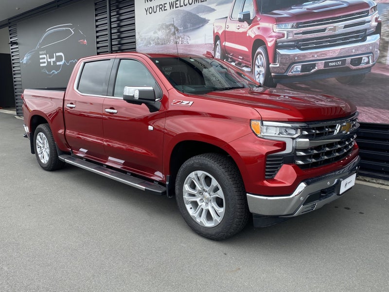 2025 Chevrolet Silverado 1500 LTZ Premium Tech... image 1