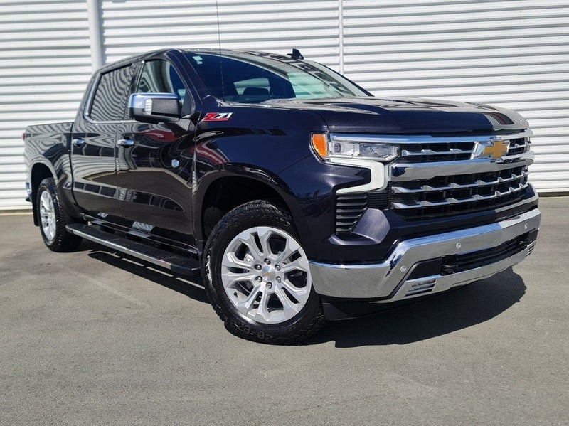 2025 Chevrolet Silverado 1500 LTZ Premium Tech... image 1