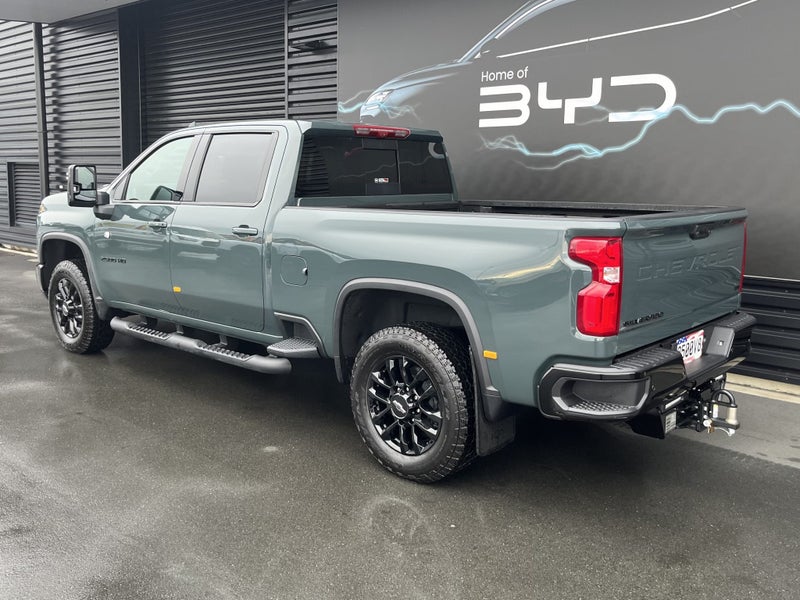 2025 Chevrolet Silverado 2500 HD image 5