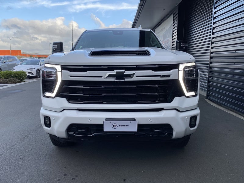 2025 Chevrolet Silverado 2500 HD LTZ Premium 6.... image 2