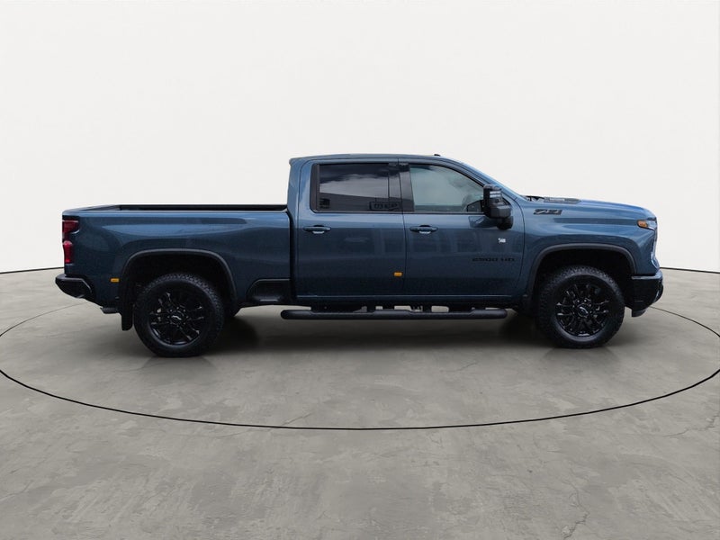 2025 Chevrolet Silverado 4x4 2500 HD LTZ Premium image 2
