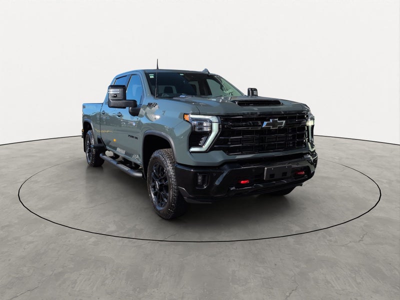 2025 Chevrolet Silverado 4x4 2500 HD LTZ Premium image 2