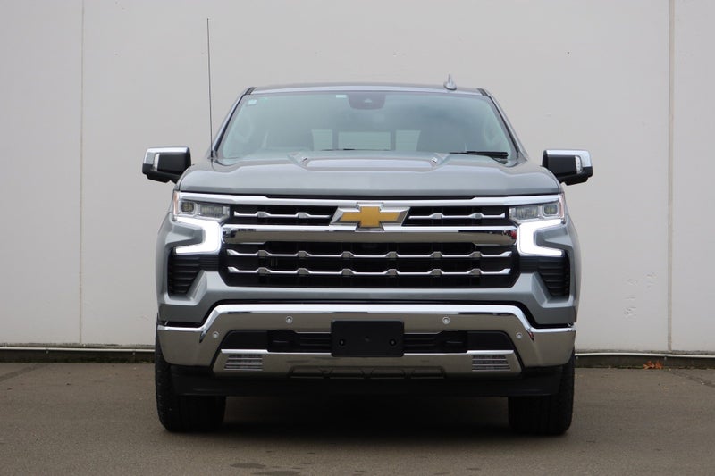2025 Chevrolet Silverado GMSV Silverado 1500 LT... image 2
