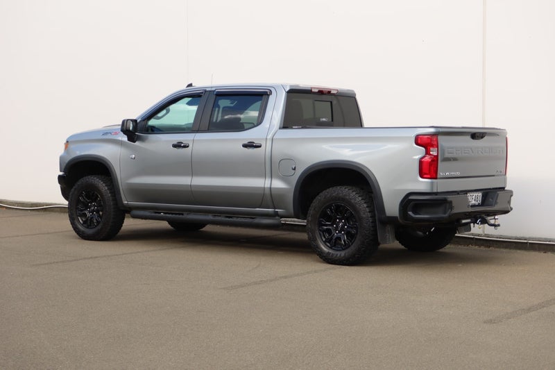 2025 Chevrolet Silverado GMSV Silverado 1500 ZR2 image 5