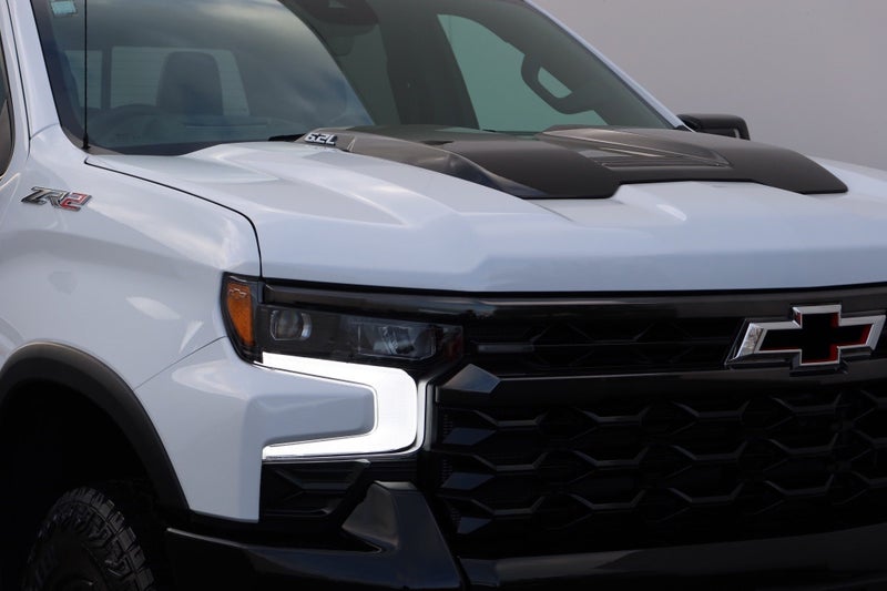 2025 Chevrolet Silverado GMSV Silverado 1500 ZR2 image 4