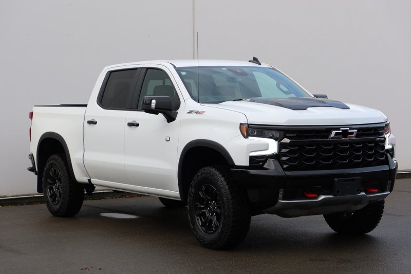 2025 Chevrolet Silverado GMSV Silverado 1500 ZR2 image 5