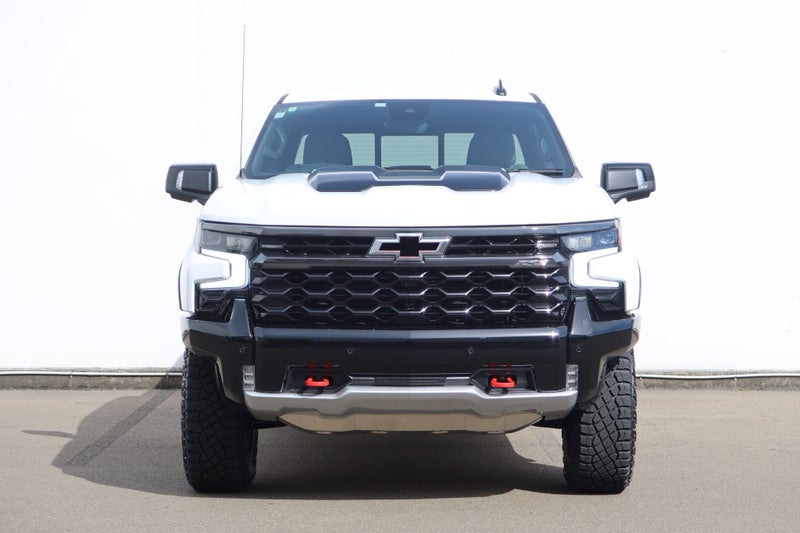 2025 Chevrolet Silverado GMSV Silverado 1500 ZR2 image 2