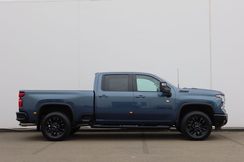 2025 Chevrolet Silverado GMSV Silverado 2500 -... image 2