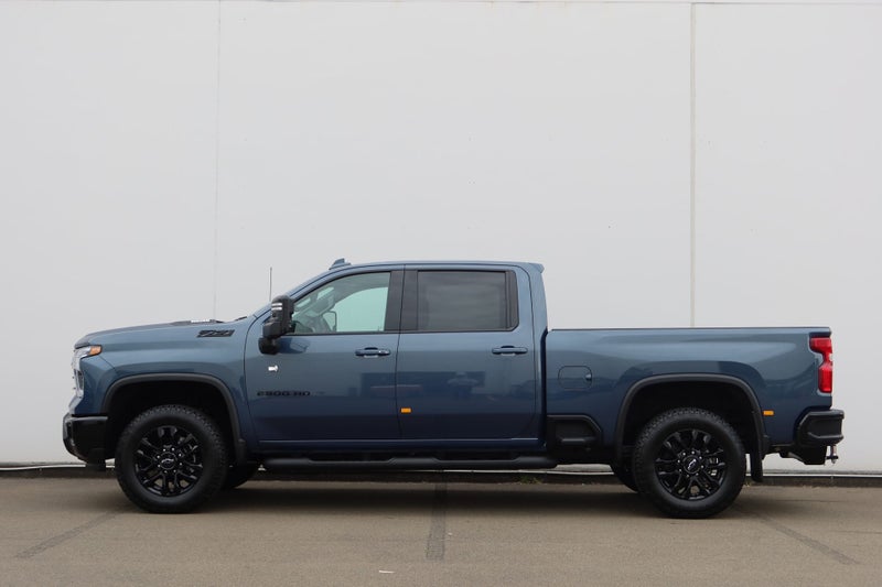 2025 Chevrolet Silverado GMSV Silverado 2500 -... image 5