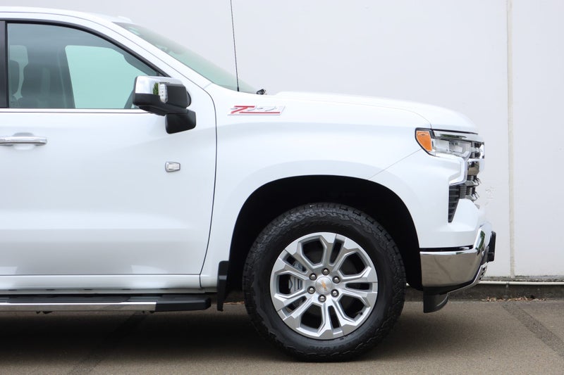 2025 Chevrolet Silverado GMSV Silverado LTZ Pre... image 4