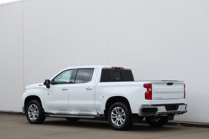 2025 Chevrolet Silverado GMSV Silverado LTZ Pre... image 5