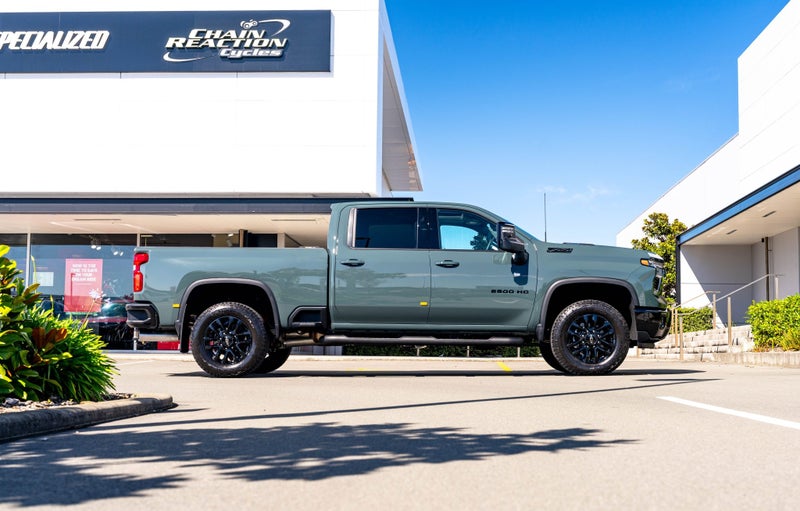 2025 Chevrolet Silverado HD LTZ Premium image 2