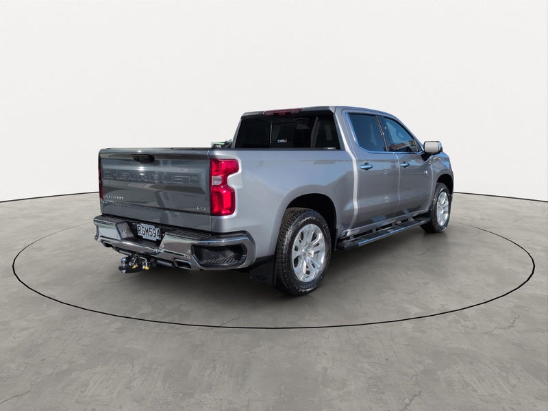 2025 Chevrolet Silverado LD LTZ Premium Tech Pa... image 4