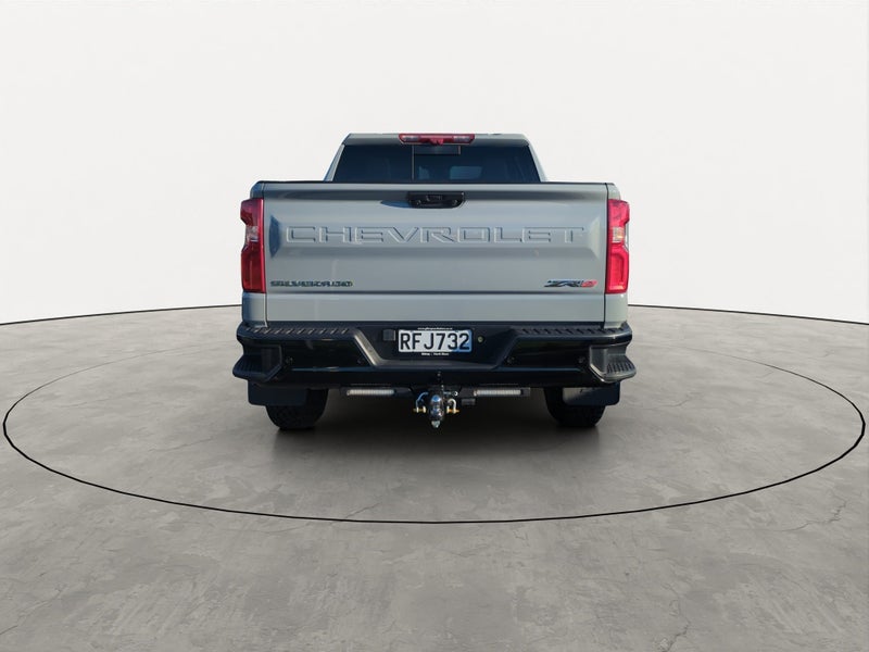 2025 Chevrolet Silverado LD ZR2 image 5