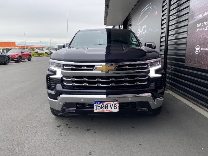 2025 Chevrolet Silverado LTZ Premium Tech Pack image 2