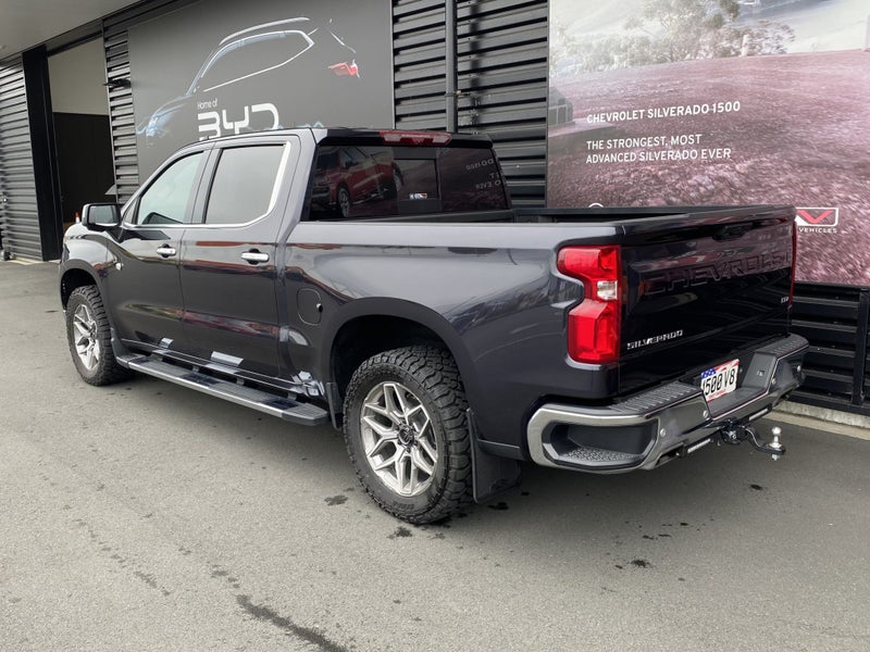 2025 Chevrolet Silverado LTZ Premium Tech Pack image 5