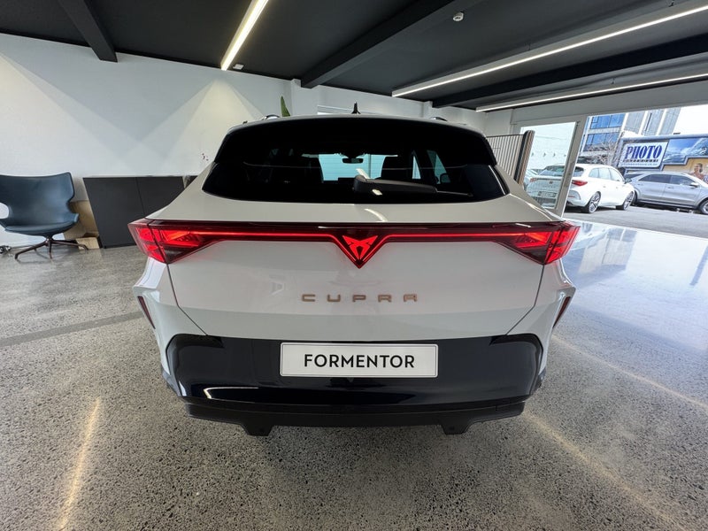 2025 Cupra Formentor FMC V FL image 4