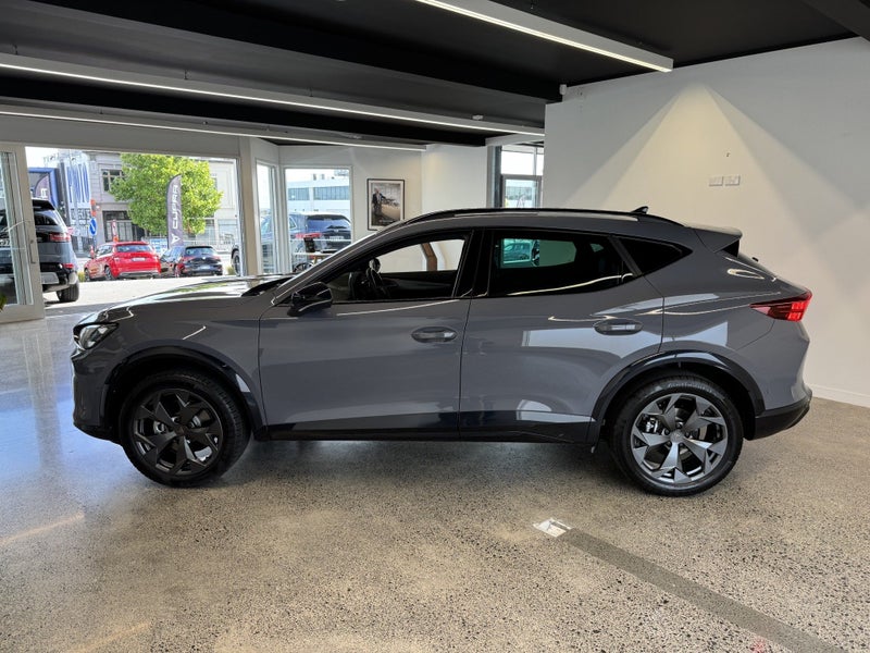 2025 Cupra Formentor V image 5