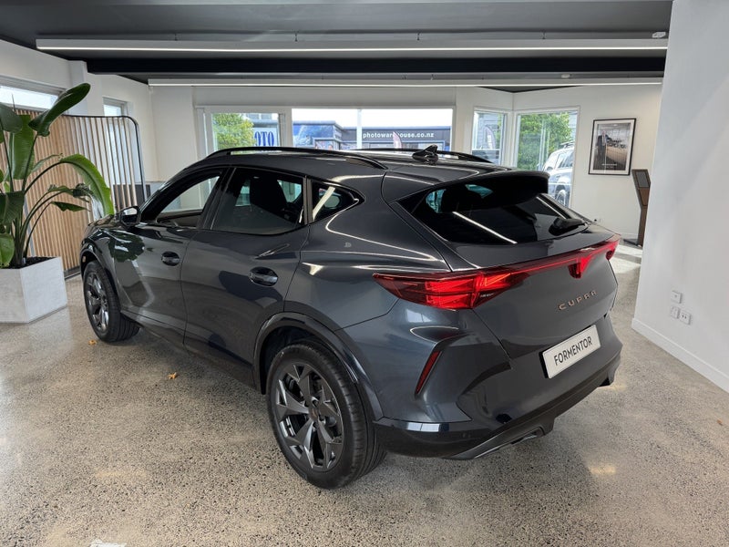 2025 Cupra Formentor V image 5