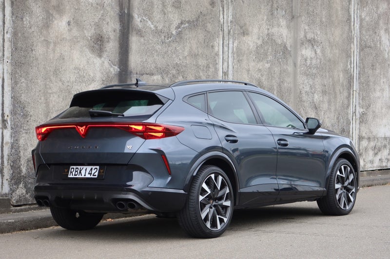 2025 Cupra Formentor VZ 2.0P/4WD / 7AM image 3