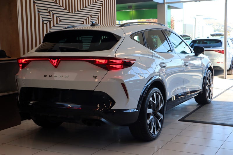 2025 Cupra Formentor VZ 245kW 2.0L Turbo Petrol... image 5
