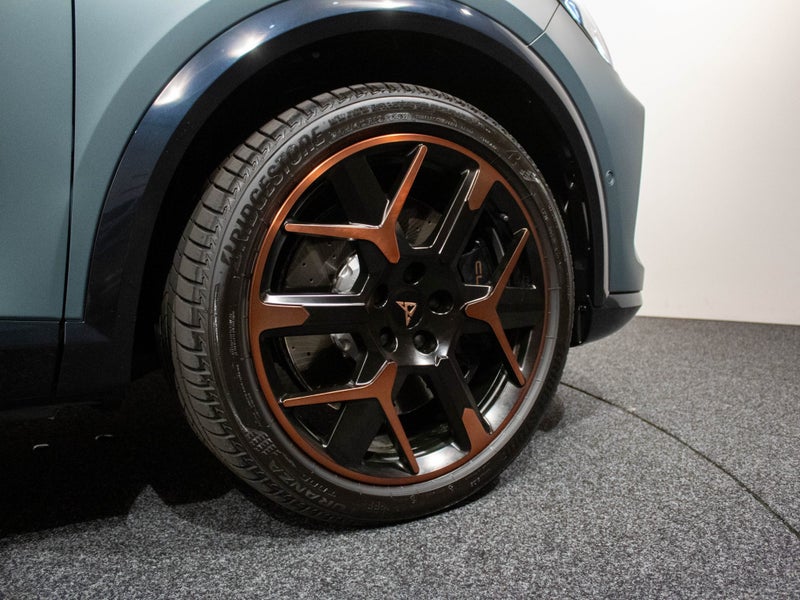 2025 Cupra Formentor VZ 245kW AWD image 3