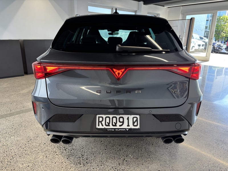 2025 Cupra Leon LEC VZ Sportstourer image 4