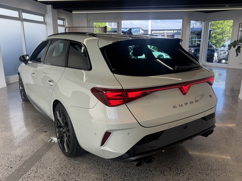 2025 Cupra Leon LEC VZ Sportstourer image 5