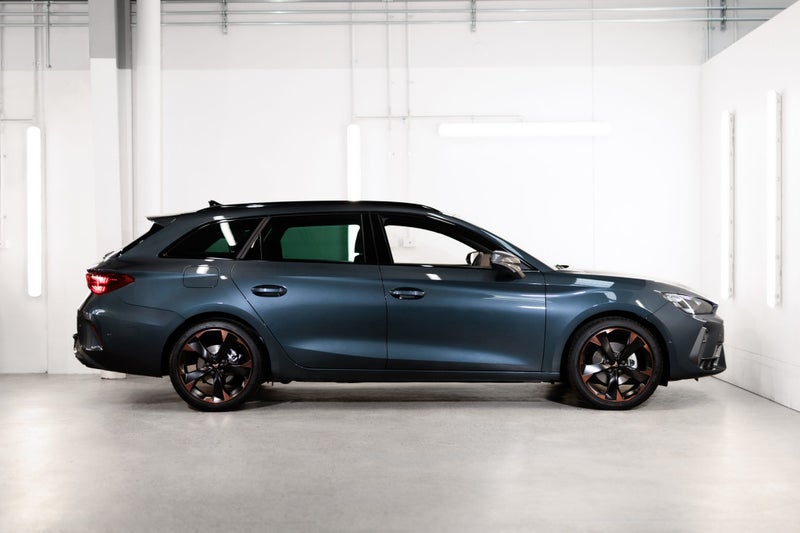 2025 Cupra Leon Sportstourer V image 4