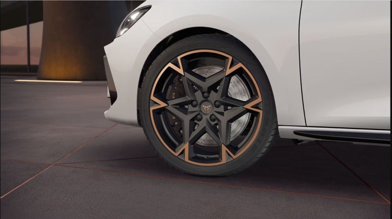 2025 Cupra Leon Sportstourer VZ 245kW AWD image 4