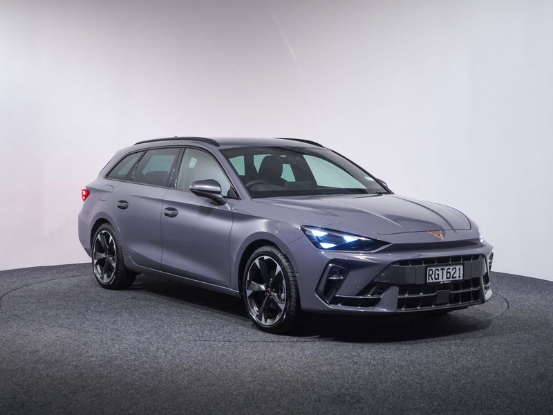 2025 Cupra Leon V Sportstourer 110kW image 1