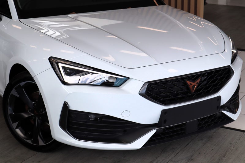 2025 Cupra Leon V Sportstourer 1.5L mHEV image 2