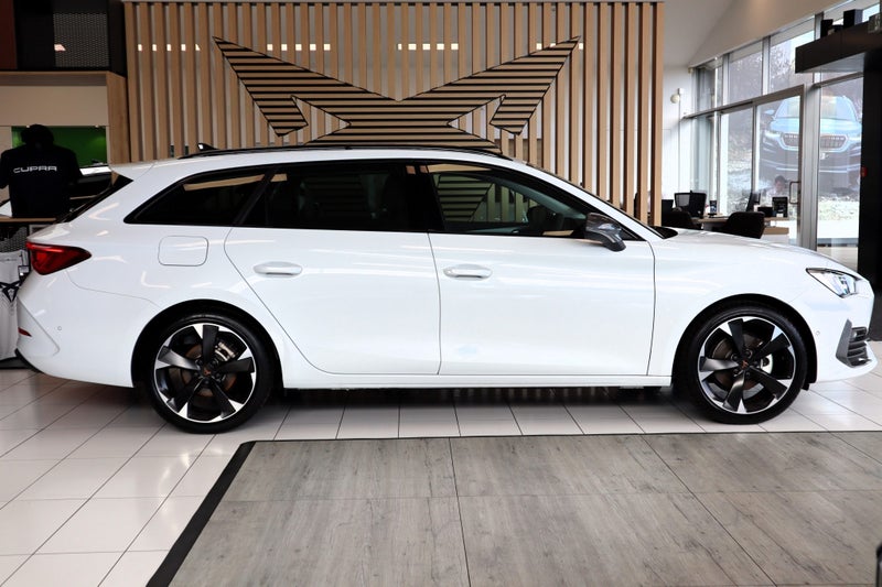 2025 Cupra Leon V Sportstourer 1.5L mHEV image 4