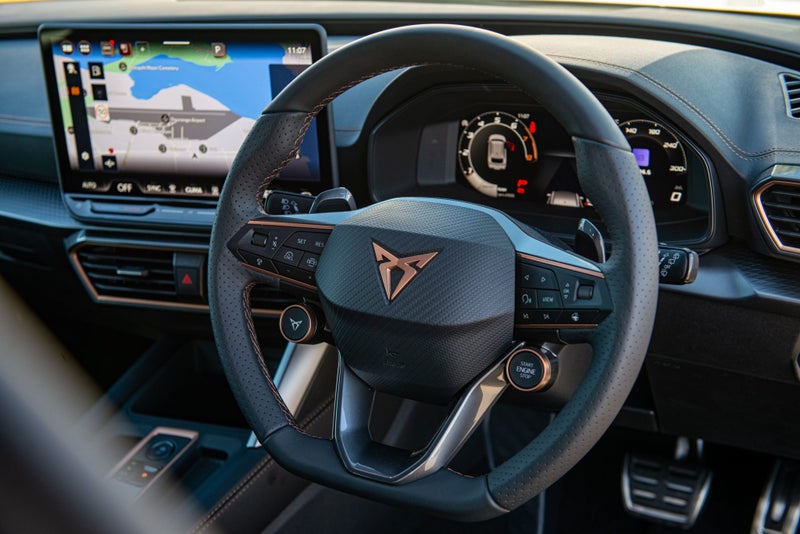 2025 Cupra Leon V Sportstourer 1.5P image 2