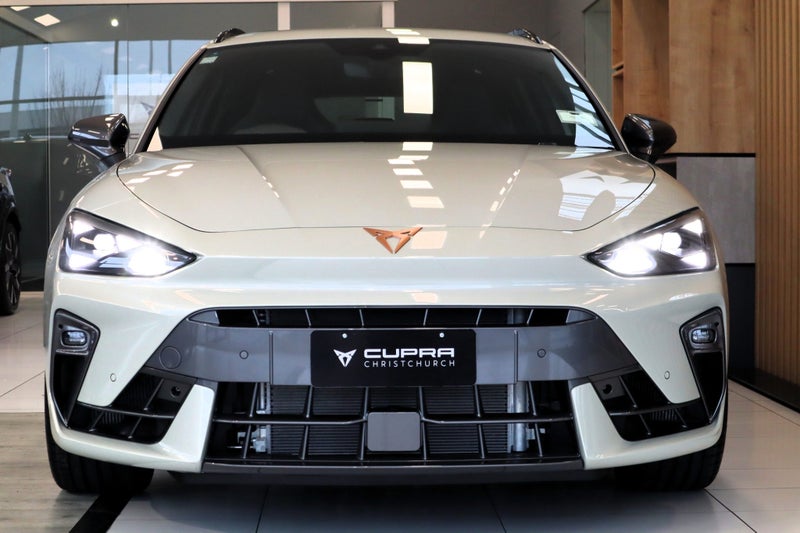 2025 Cupra Leon VZ Sportstourer 2.0L Turbo Petrol image 5