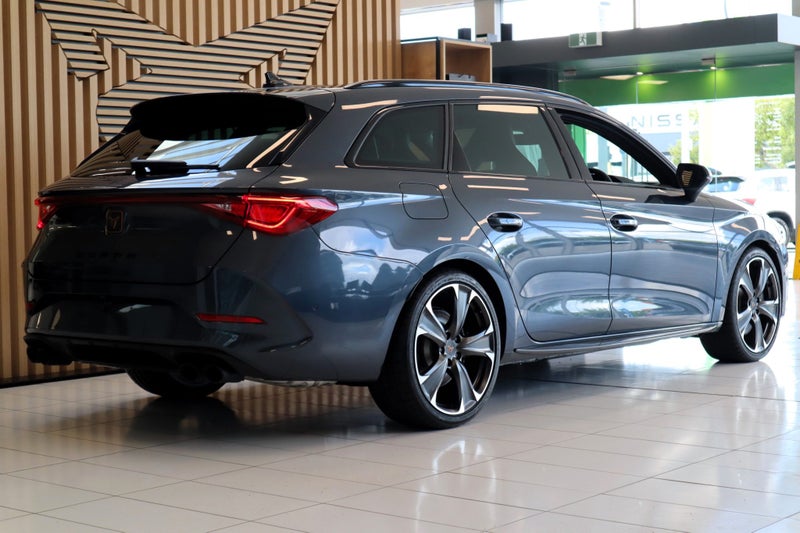2025 Cupra Leon VZ Sportstourer 228kW 2L Turbo... image 4