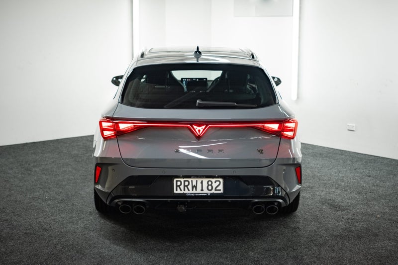 2025 Cupra Leon VZ Sportstourer image 5