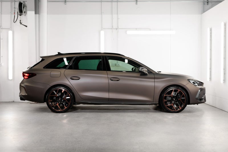 2025 Cupra Leon VZ Sportstourer image 4