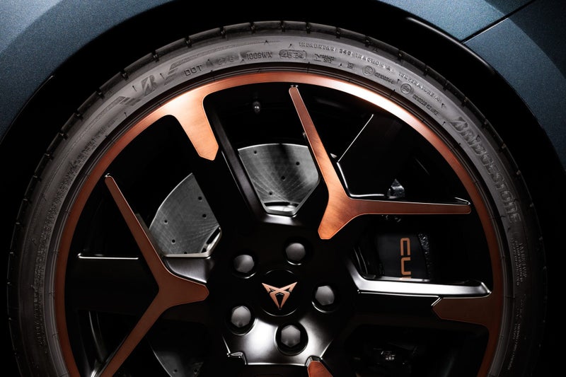 2025 Cupra Leon VZ Sportstourer image 5